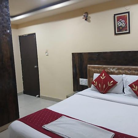 Blossoms Room Holiday Inn- Lakdikapul Hyderabad Luaran gambar